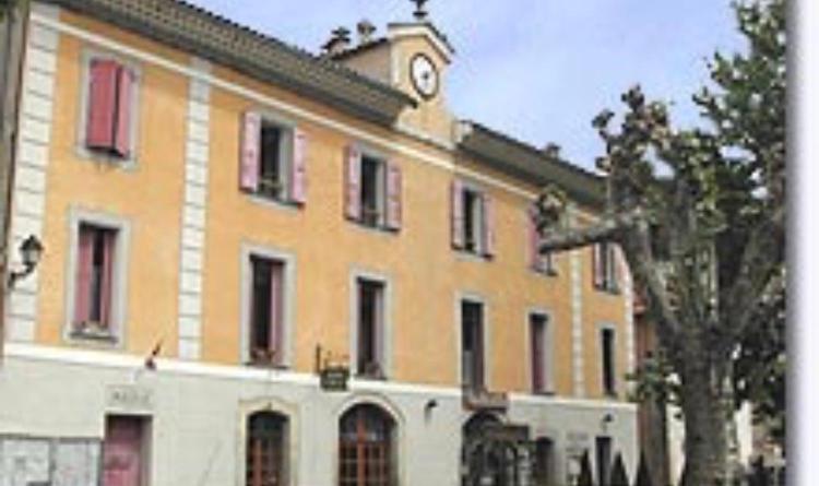 Gite Saint Pierre Le Fugeret Exterior photo